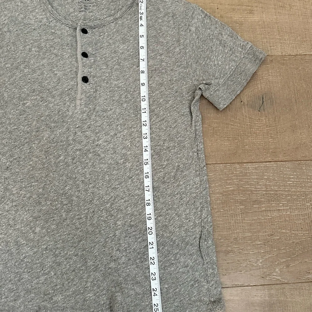 J. Crew Men's Gray Short Sleeve Henley